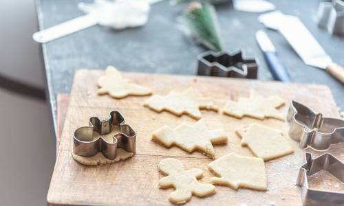 Baking cookies